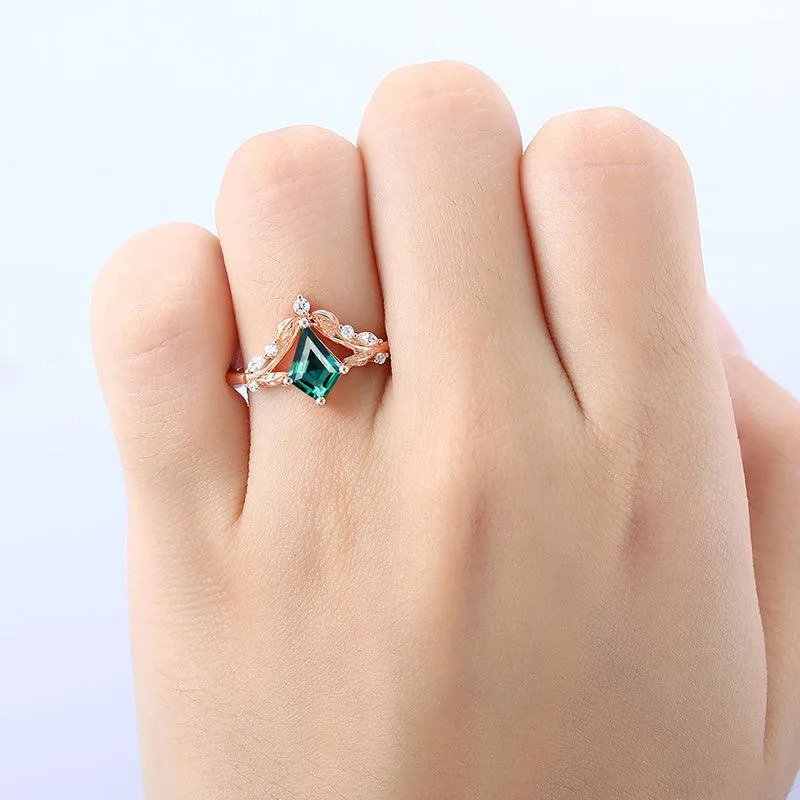 1.35 Kite Cut Crown Shaped Leaf Design Emerald Engagement Ring