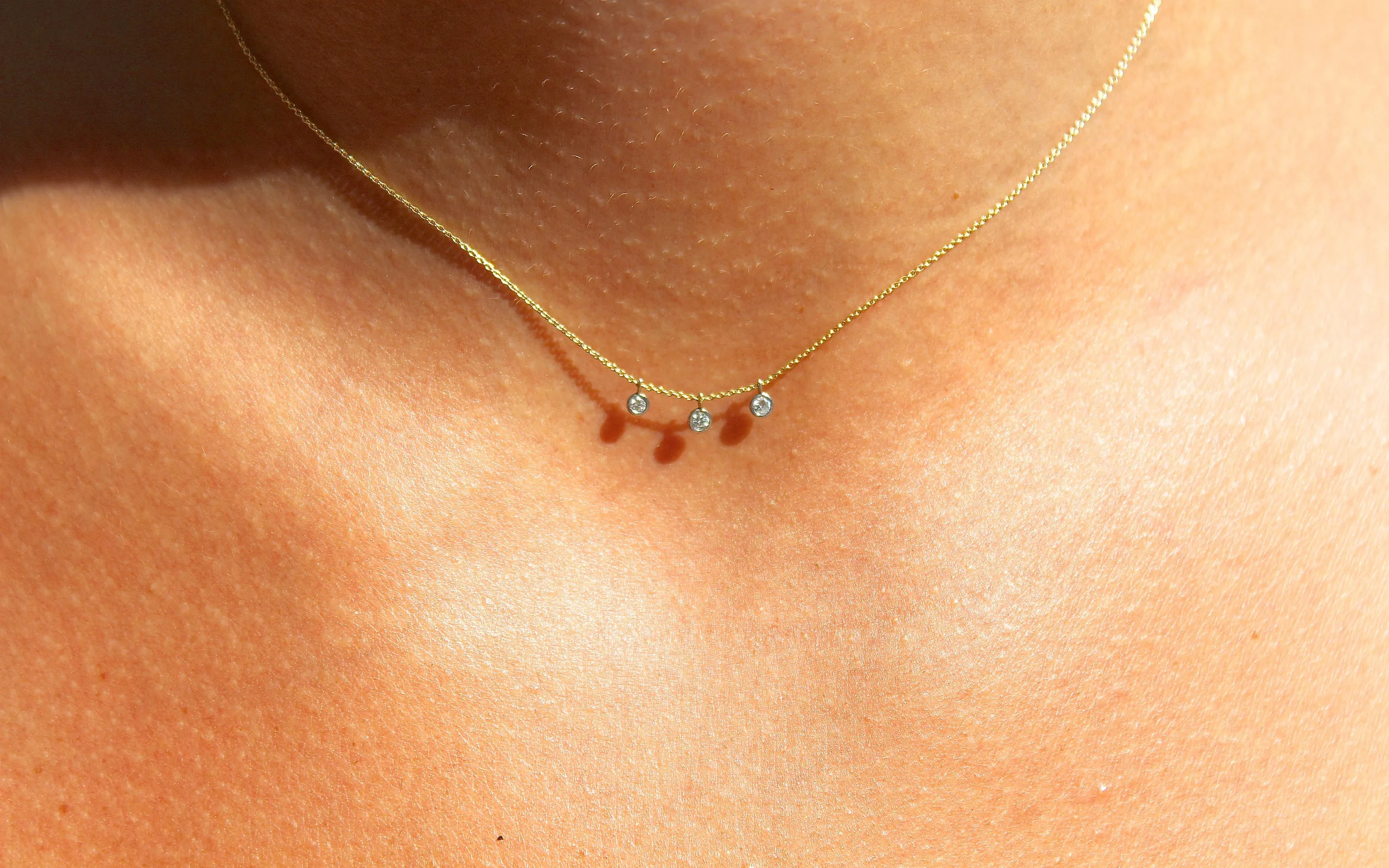 14K Gold Trio Stationary Diamond Droplet Necklace
