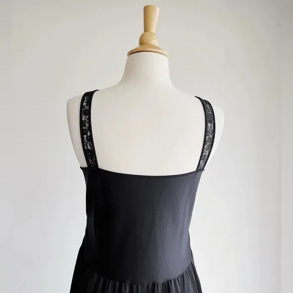 1950’s VAN RAALTE | Black Mid Century Petalskin Nightgown | 40&quot; Bust