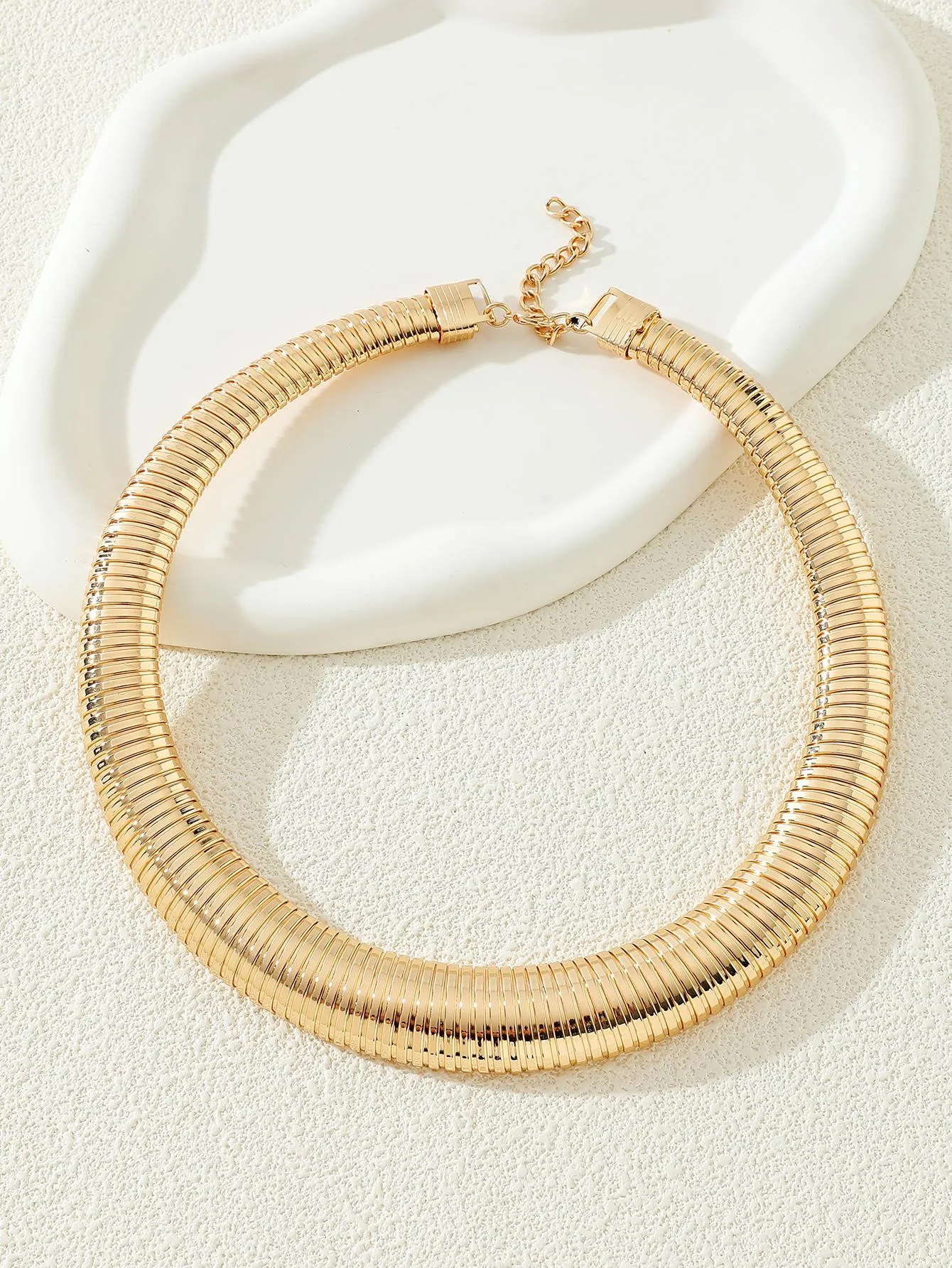 1piece Chunky Chain Collar Necklace - Gold