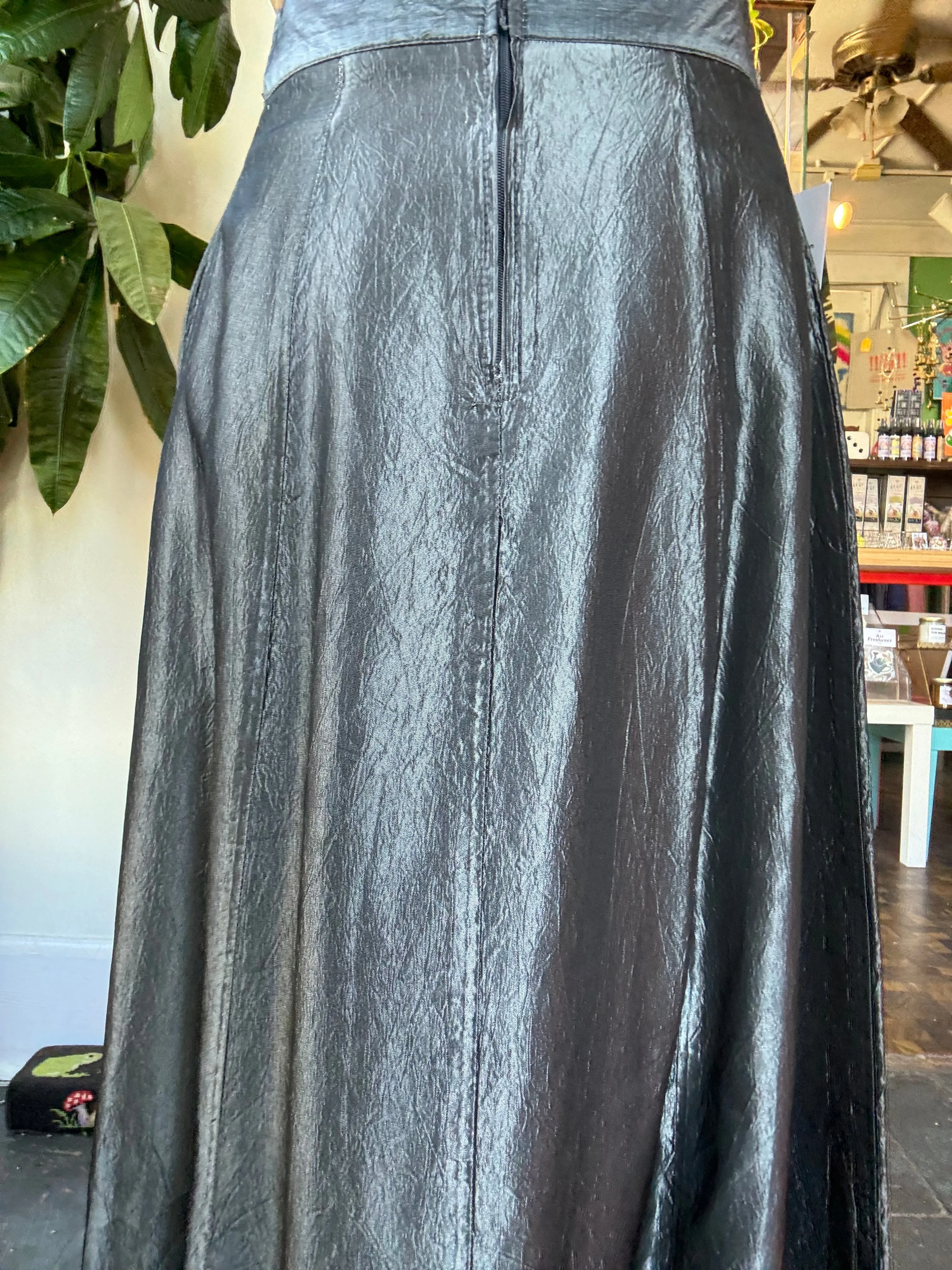 90s/00s Spring Street crinkled maxi skirt