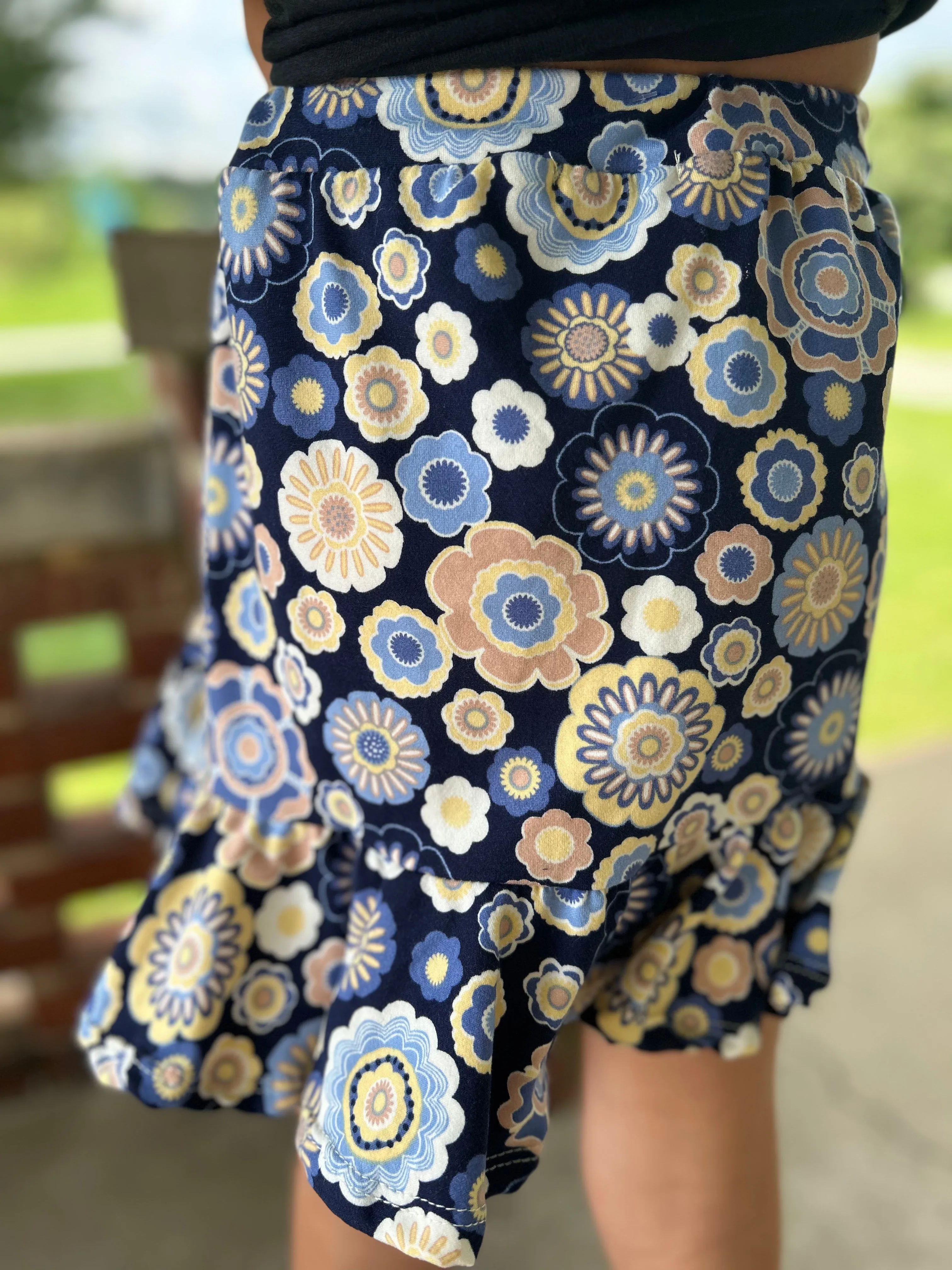 AC407-Girls Navy Retro Print Twirl Skirt (JKA)