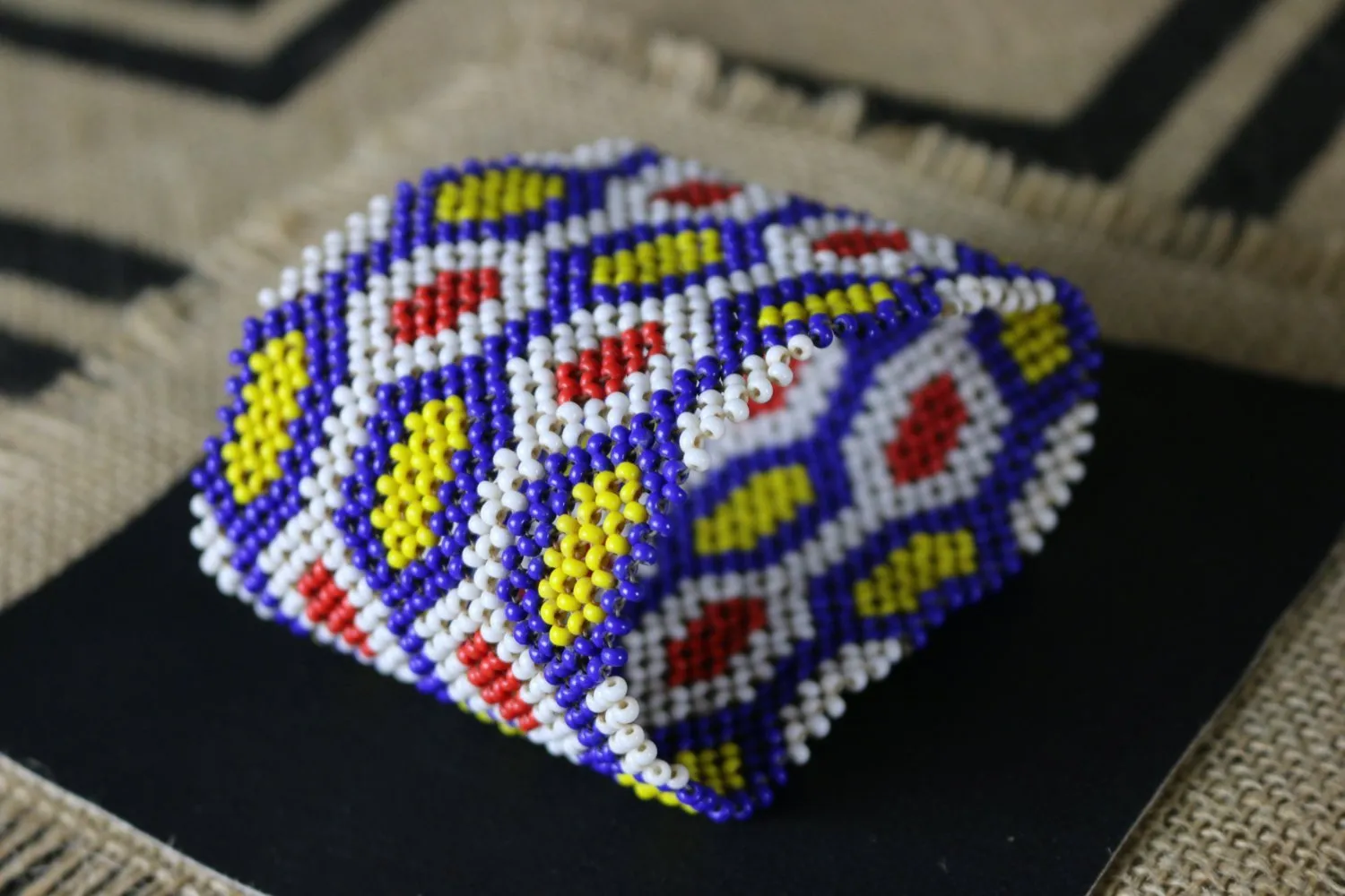 Art# K130 4 inch Original Kayapo Traditional Peyote stitch Beaded Bracelet from Brazil.