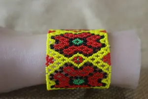 Art# K19 3 inch  Original Kayapo Traditional Peyote stitch Beaded Bracelet from Brazil.