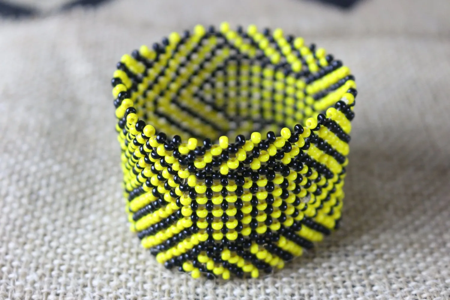 Art# K198  3  inch. Original Kayapo Traditional Peyote stitch Beaded Bracelet from Brazil.