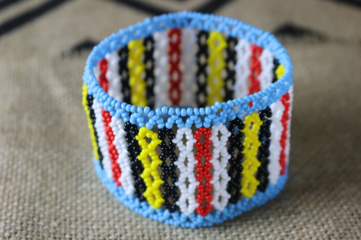 Art# K199  4  inch. Original Kayapo Traditional Peyote stitch Beaded Bracelet from Brazil.
