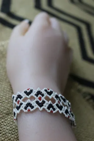 Art# K231  3  inch. Original Kayapo Traditional Peyote stitch Beaded Bracelet from Brazil.