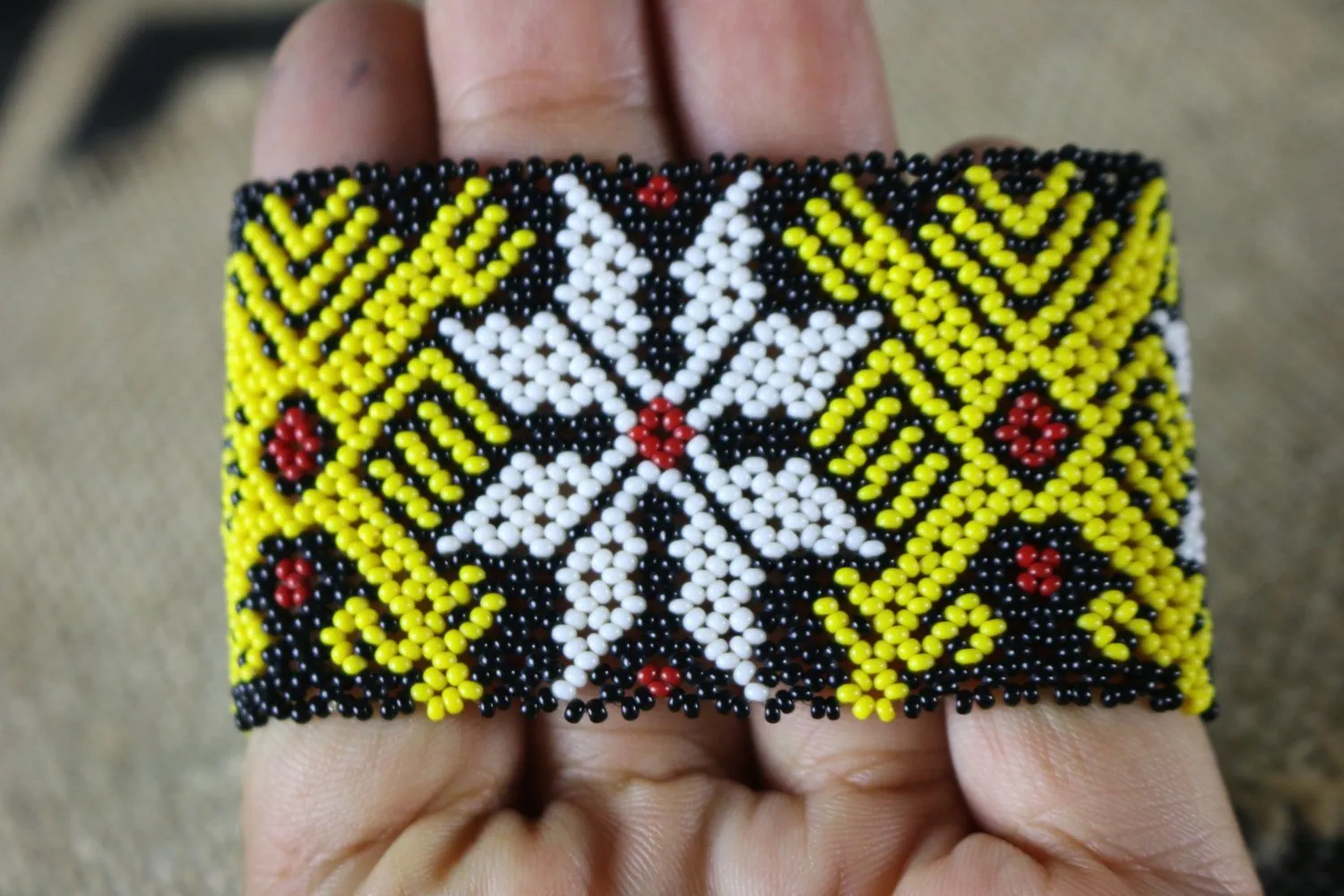 Art# K280  3  inch. Original Kayapo Traditional Peyote stitch Beaded Bracelet from Brazil.