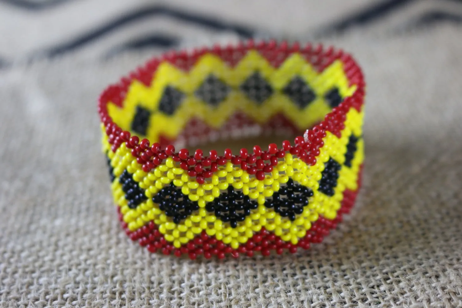 Art# K306  3.5   inch. Original Kayapo Traditional Peyote stitch Beaded Bracelet from Brazil.