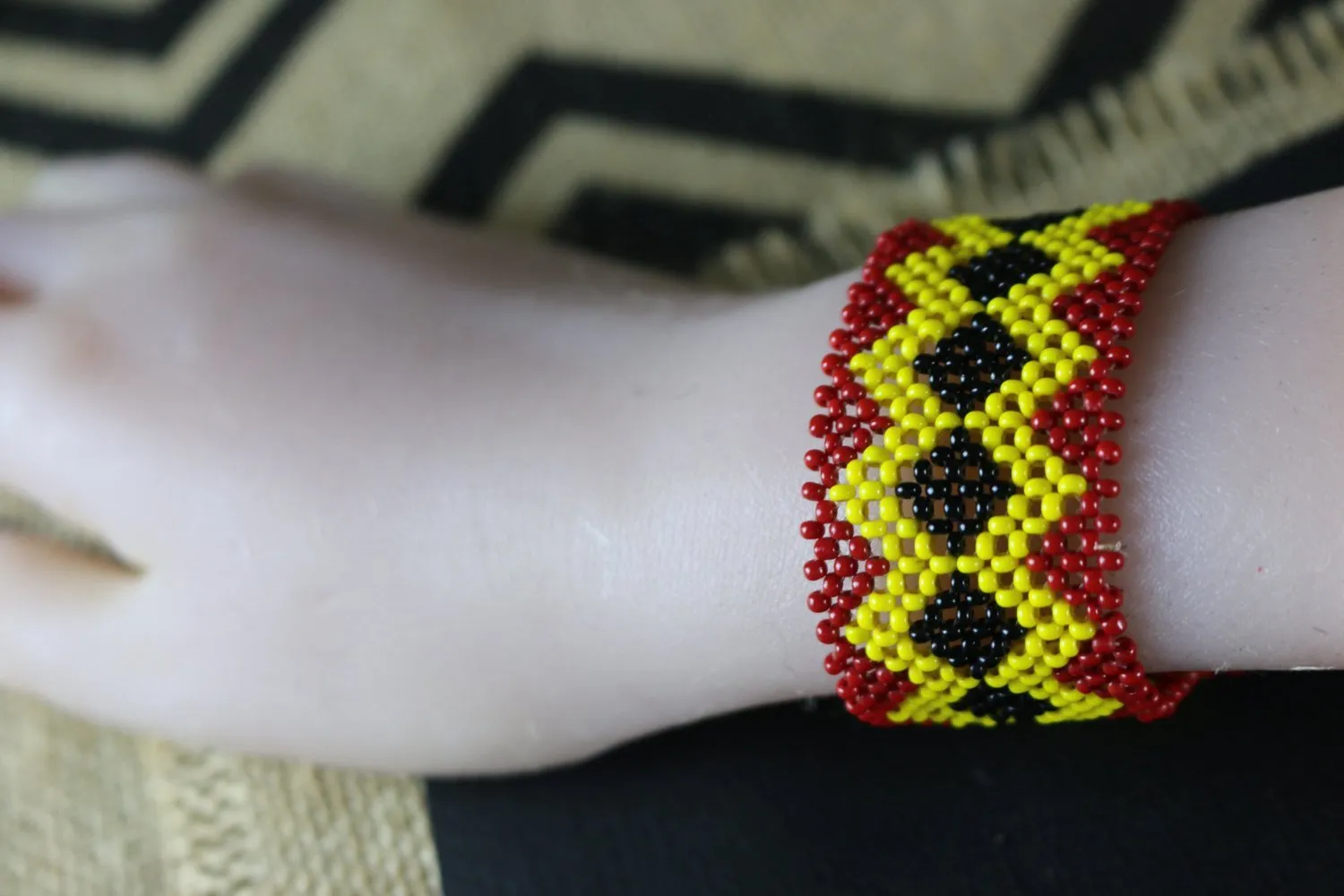 Art# K306  3.5   inch. Original Kayapo Traditional Peyote stitch Beaded Bracelet from Brazil.