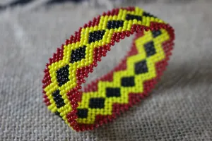 Art# K306  3.5   inch. Original Kayapo Traditional Peyote stitch Beaded Bracelet from Brazil.