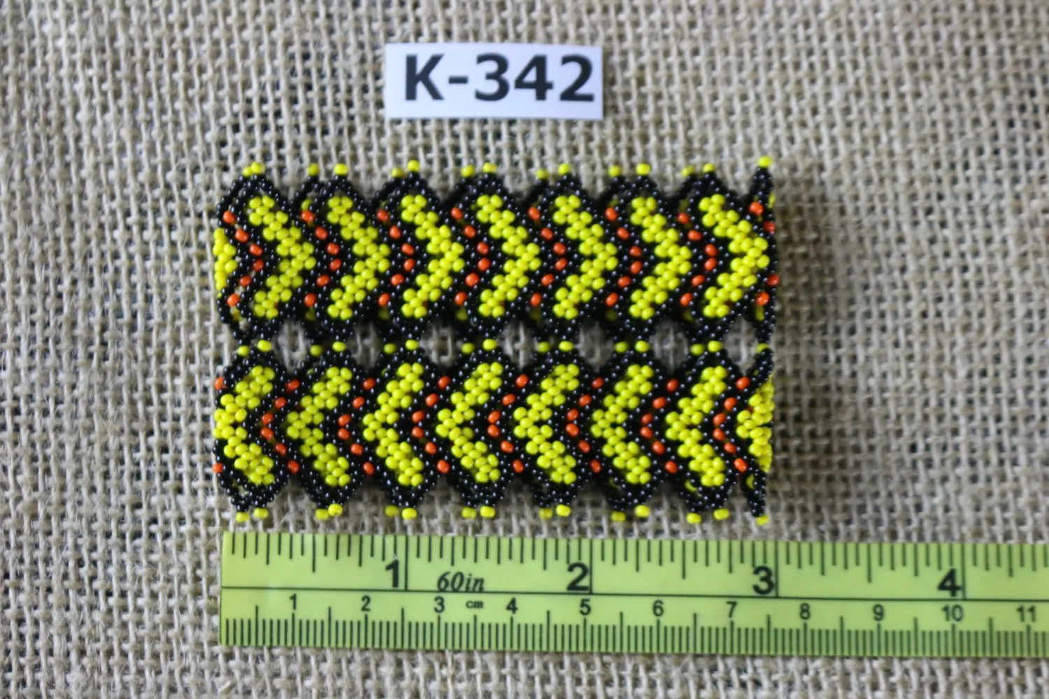 Art# K342  2.5  inch. Original Kayapo Traditional Peyote stitch Beaded Bracelet from Brazil
