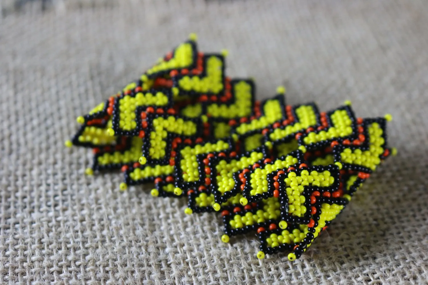 Art# K342  2.5  inch. Original Kayapo Traditional Peyote stitch Beaded Bracelet from Brazil
