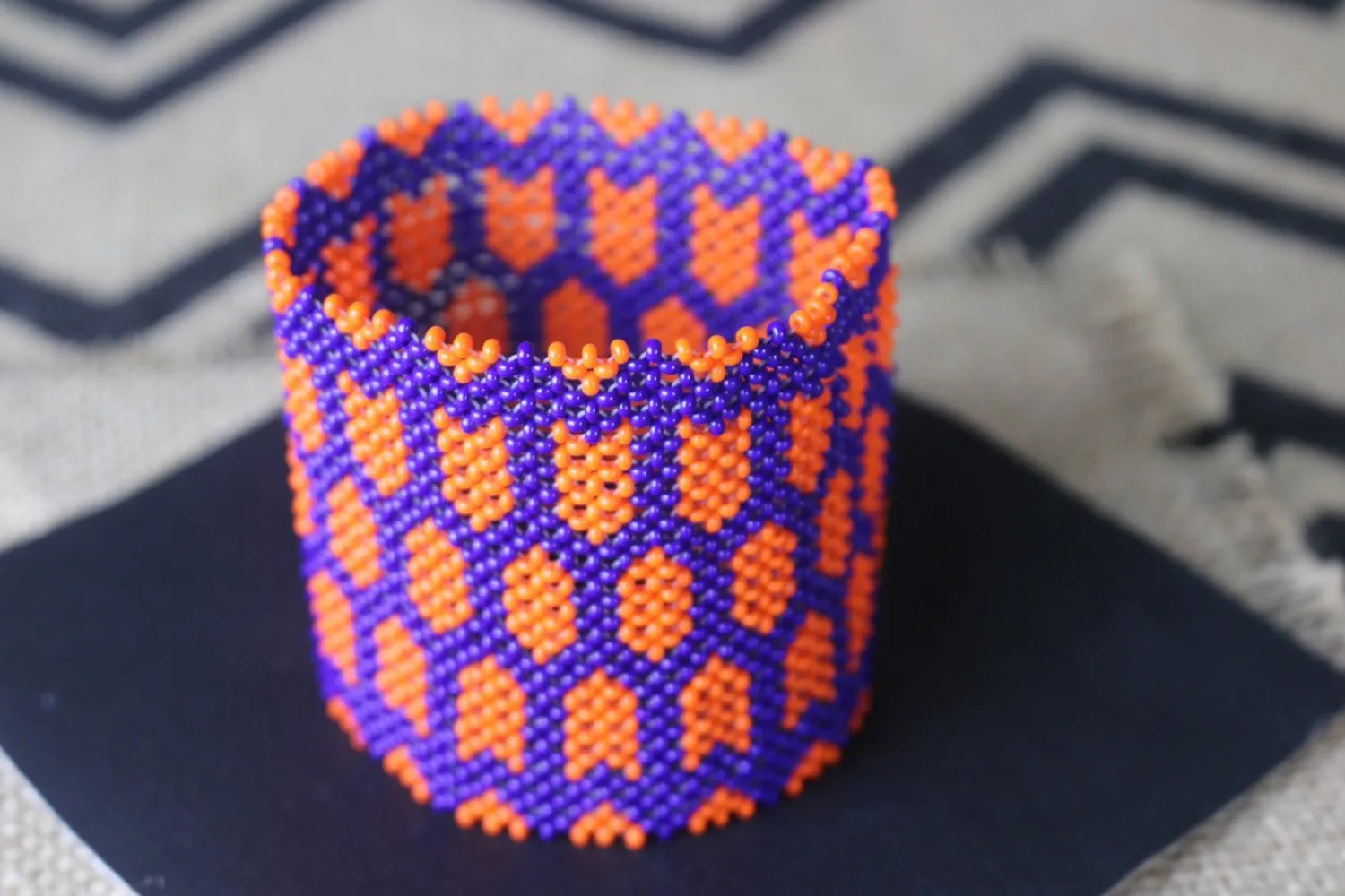 Art# K37  3.5  inch Original Kayapo Traditional Peyote stitch Beaded Bracelet from Brazil.