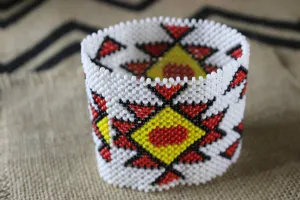 Art#  K370  4   inch. Original Kayapo Traditional Peyote stitch Beaded Bracelet from Brazil