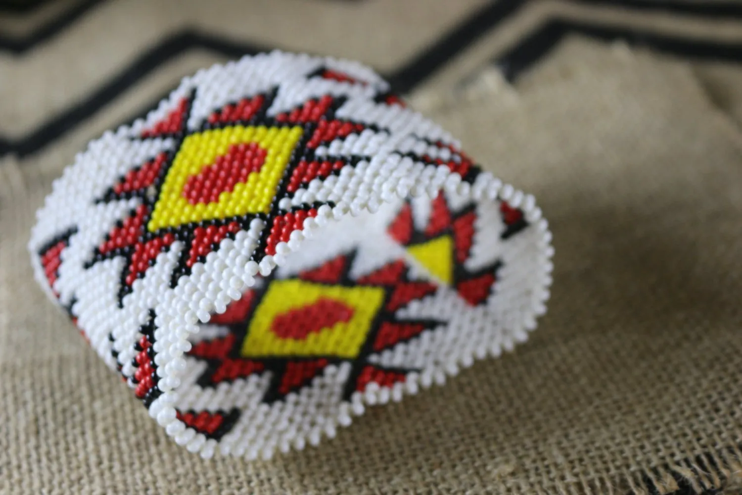 Art#  K370  4   inch. Original Kayapo Traditional Peyote stitch Beaded Bracelet from Brazil