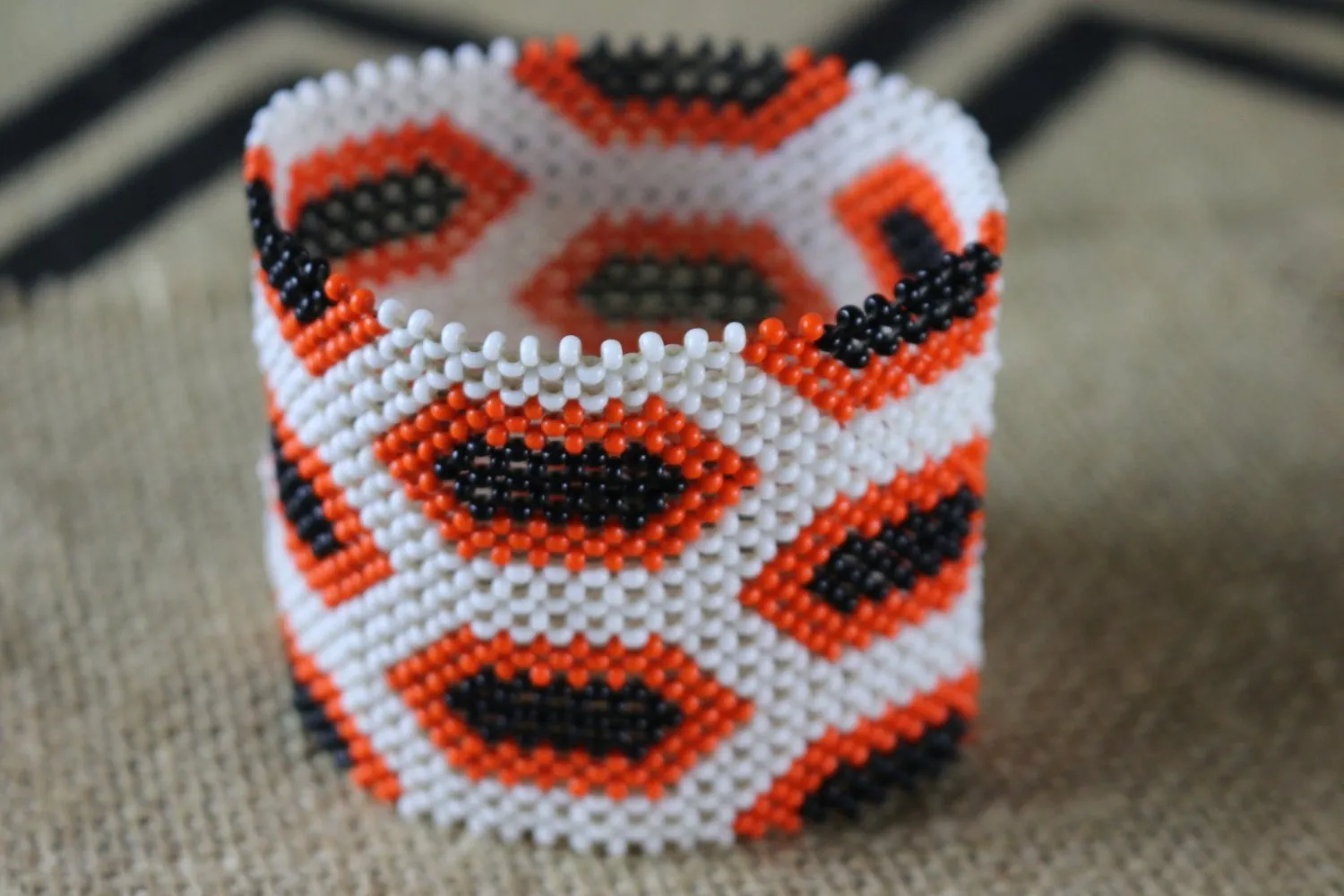 Art# K391- 3.5  inch. Original Kayapo Traditional Peyote stitch Beaded Bracelet from Brazil
