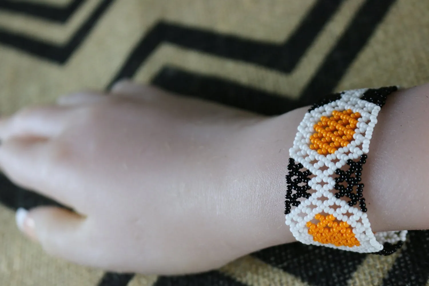 Art# K393  3  inch. Original Kayapo Traditional Peyote stitch Beaded Bracelet from Brazil