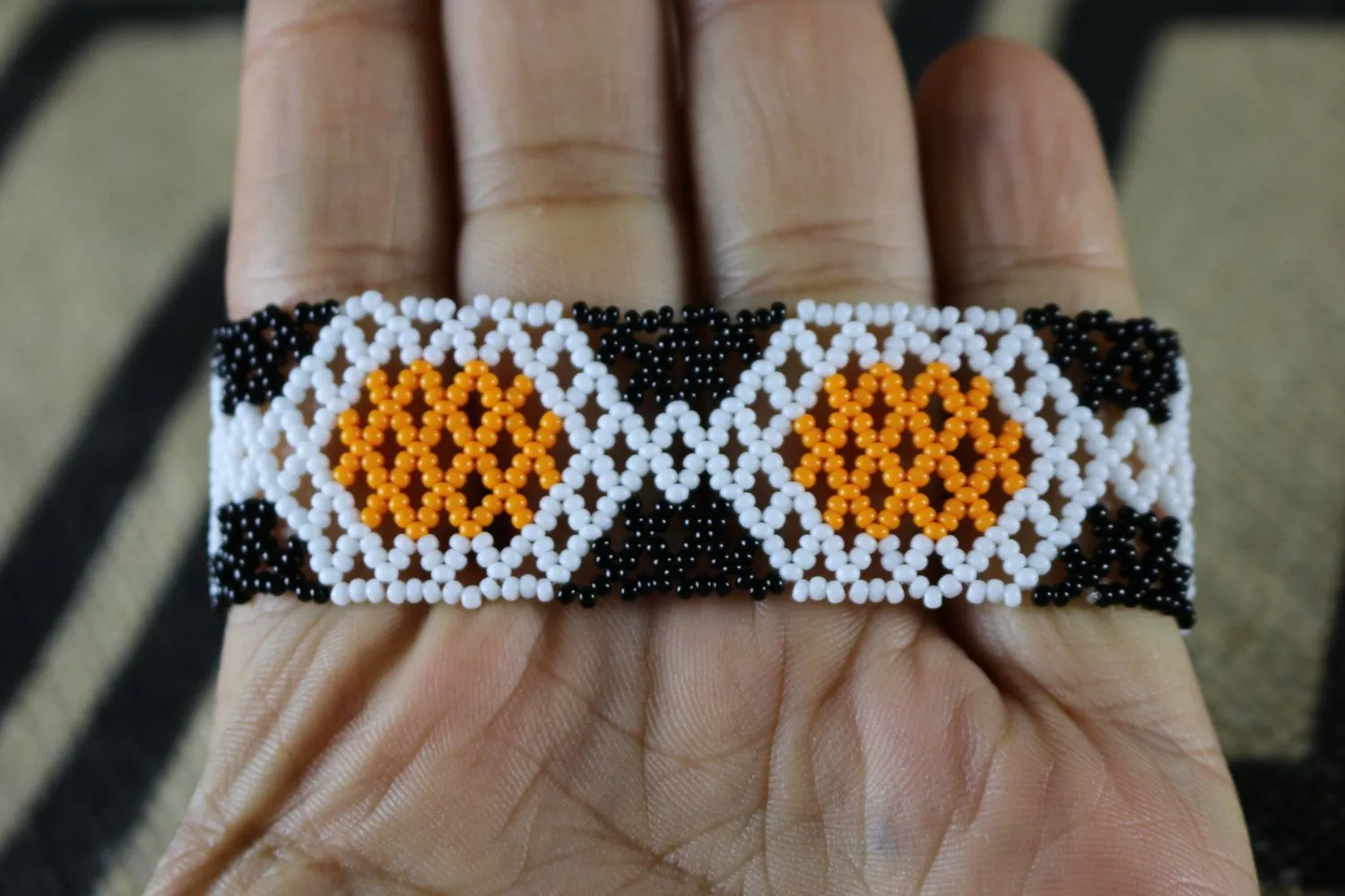 Art# K393  3  inch. Original Kayapo Traditional Peyote stitch Beaded Bracelet from Brazil