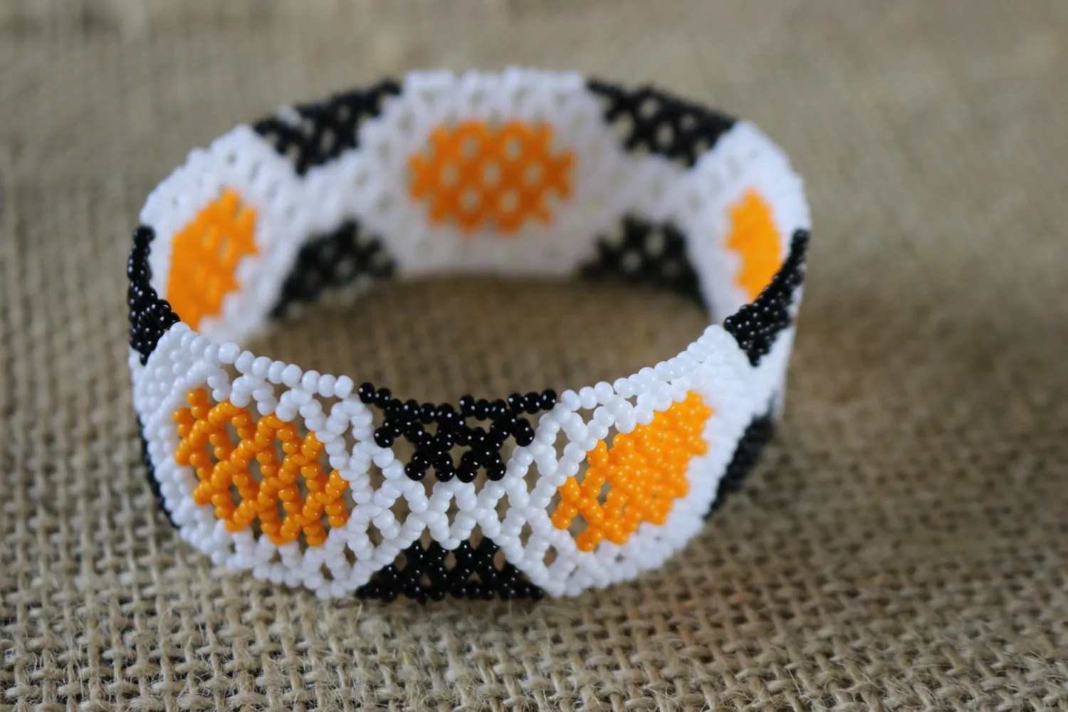 Art# K393  3  inch. Original Kayapo Traditional Peyote stitch Beaded Bracelet from Brazil