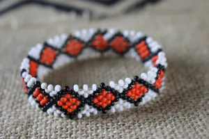 Art# K395  3.5  inch. Original Kayapo Traditional Peyote stitch Beaded Bracelet from Brazil