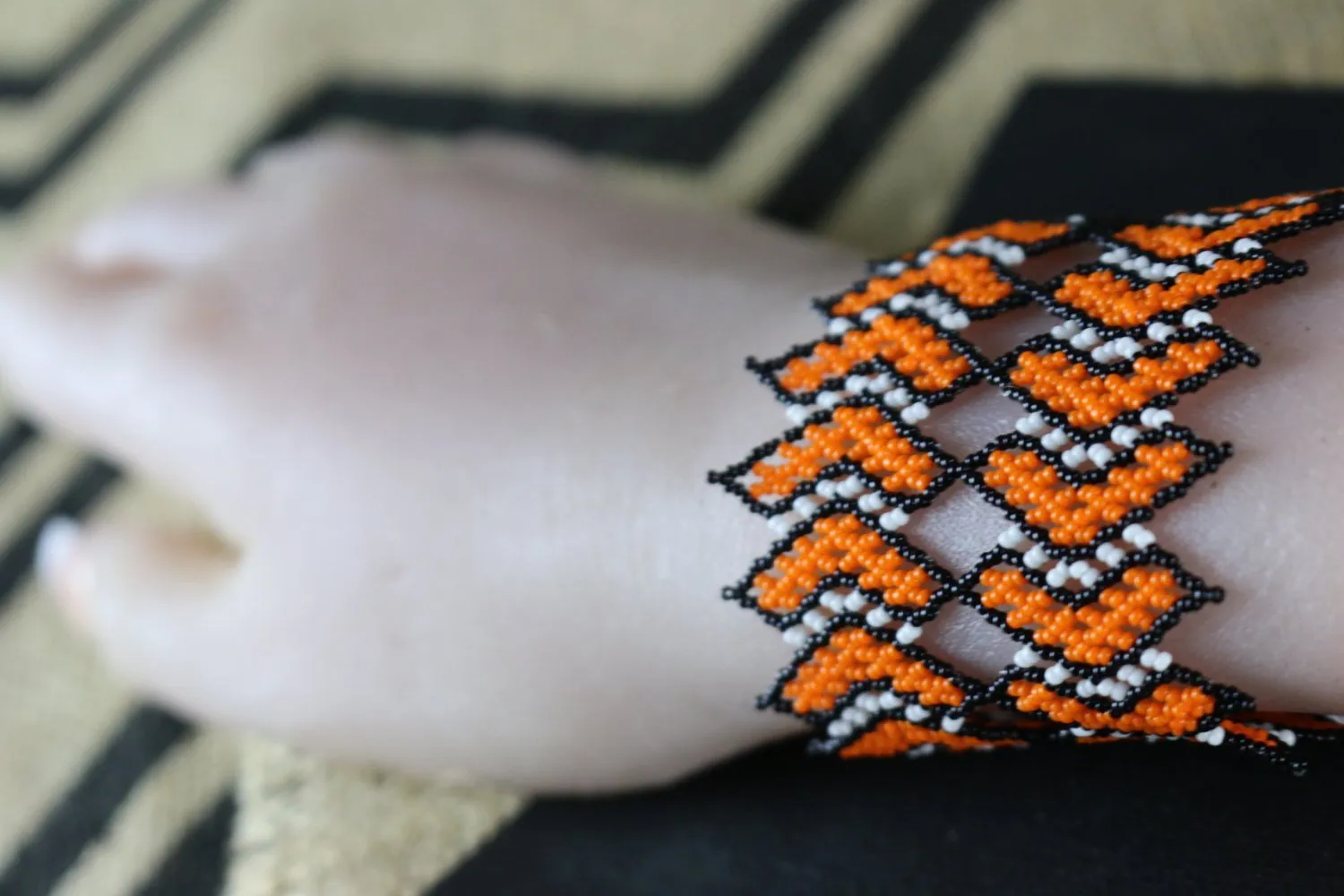 Art# K408  2.5  inch. Original Kayapo Traditional Peyote stitch Beaded Bracelet from Brazil