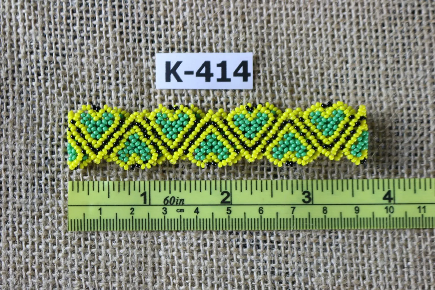 Art# K414   3.5  inch. Original Kayapo Traditional Peyote stitch Beaded Bracelet from Brazil