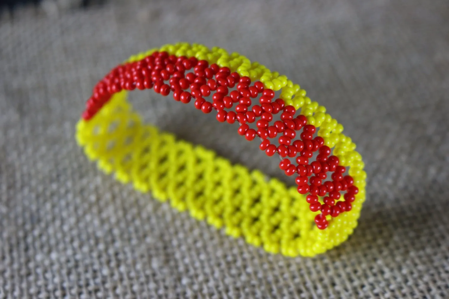 Art# K426 3.5  inch. Original Kayapo Traditional Peyote stitch Beaded Bracelet from Brazil