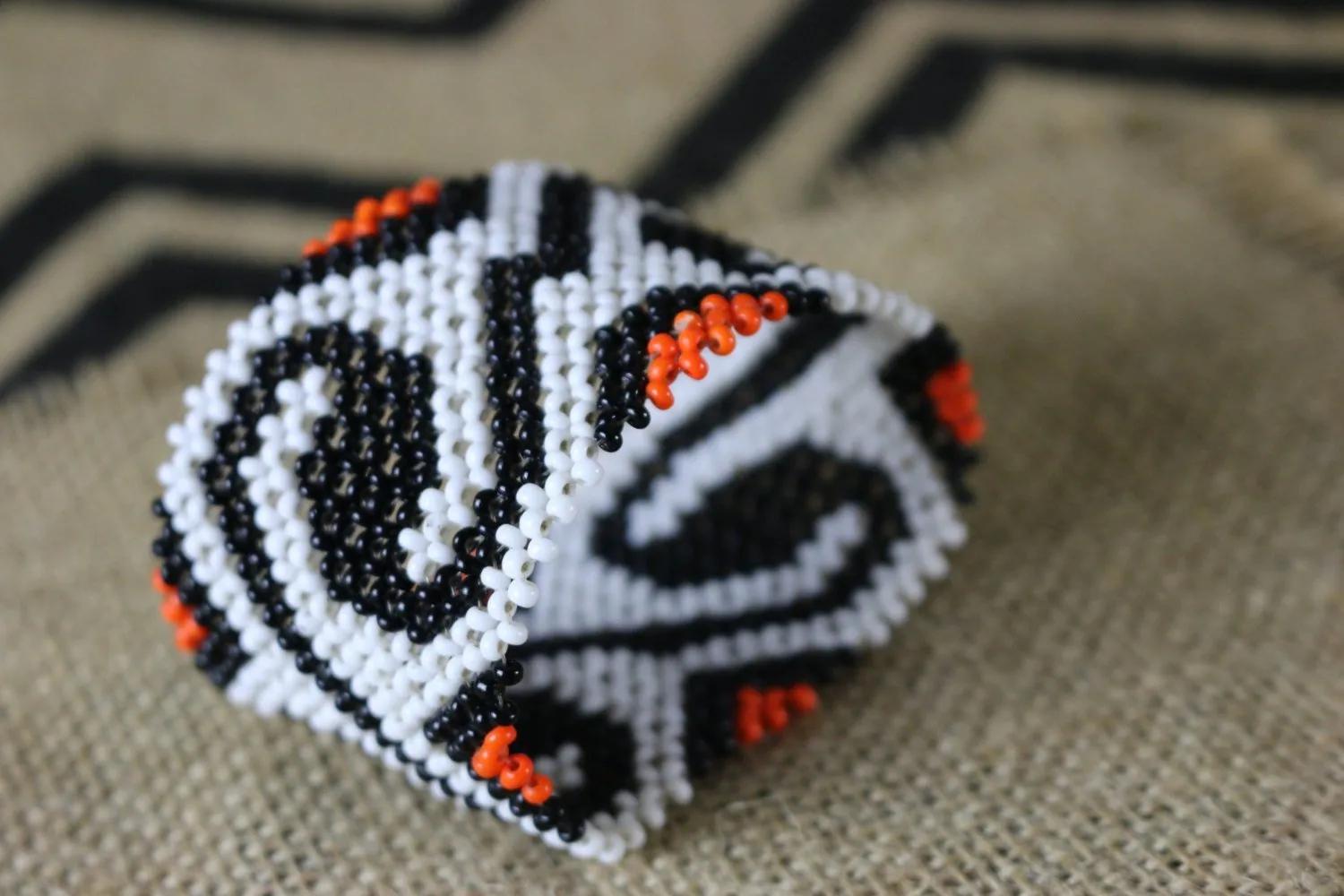 Art# K95  3.5 inch Original Kayapo Traditional Peyote stitch Beaded Bracelet from Brazil.