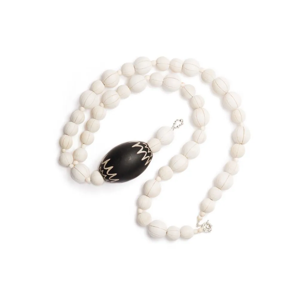 Bamako Vintage Chevron Venetian Bead Pendant Necklace