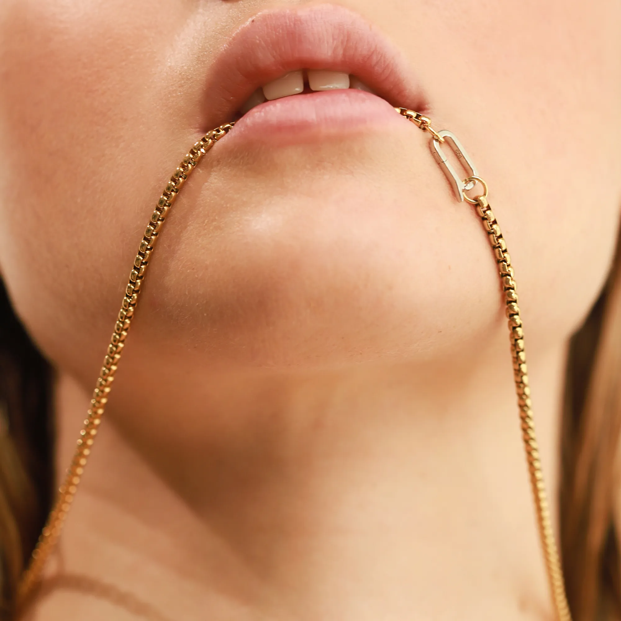 CAN OPENER BOX GOLD CHAIN