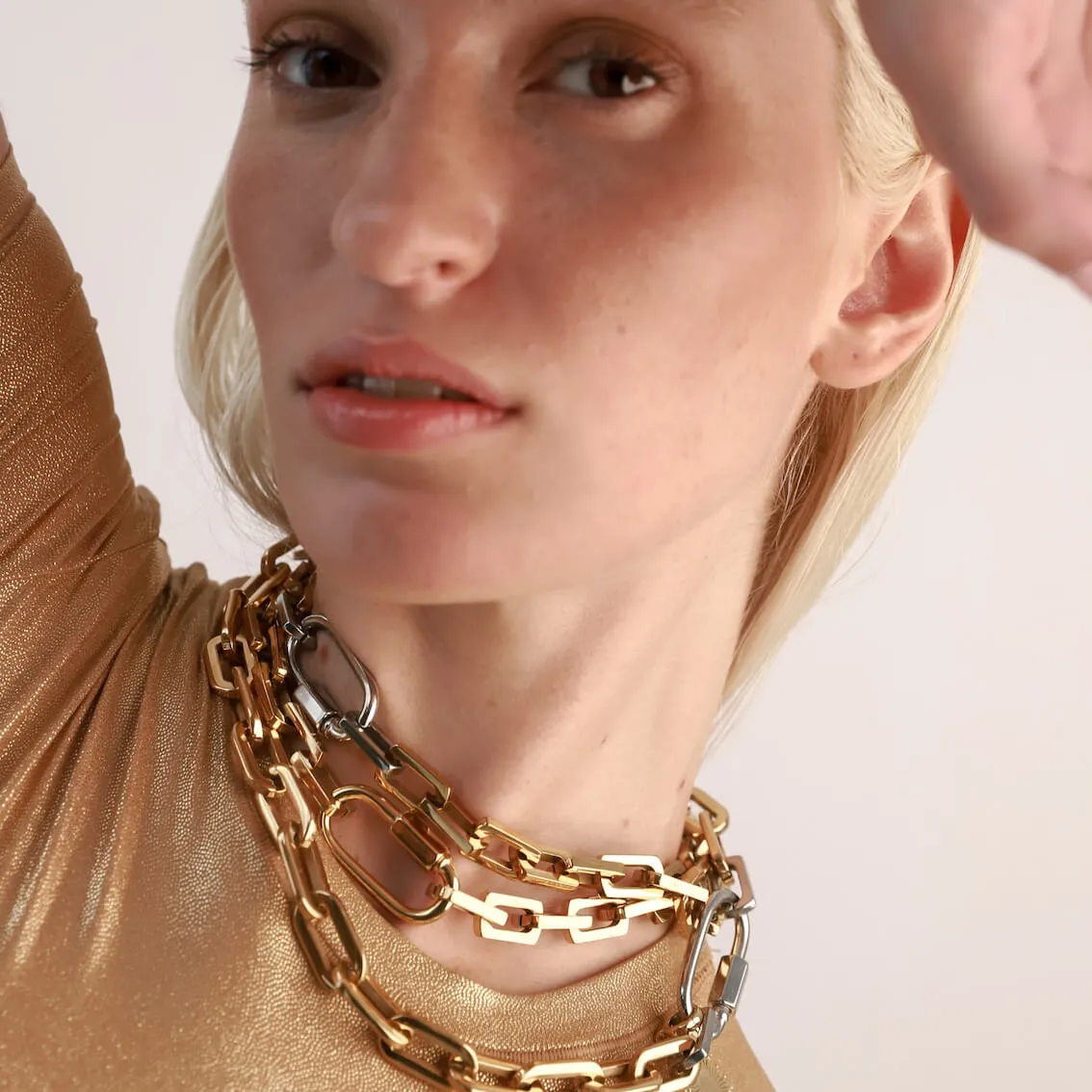 CARABINER SQUARE PUERTO NECKLACE