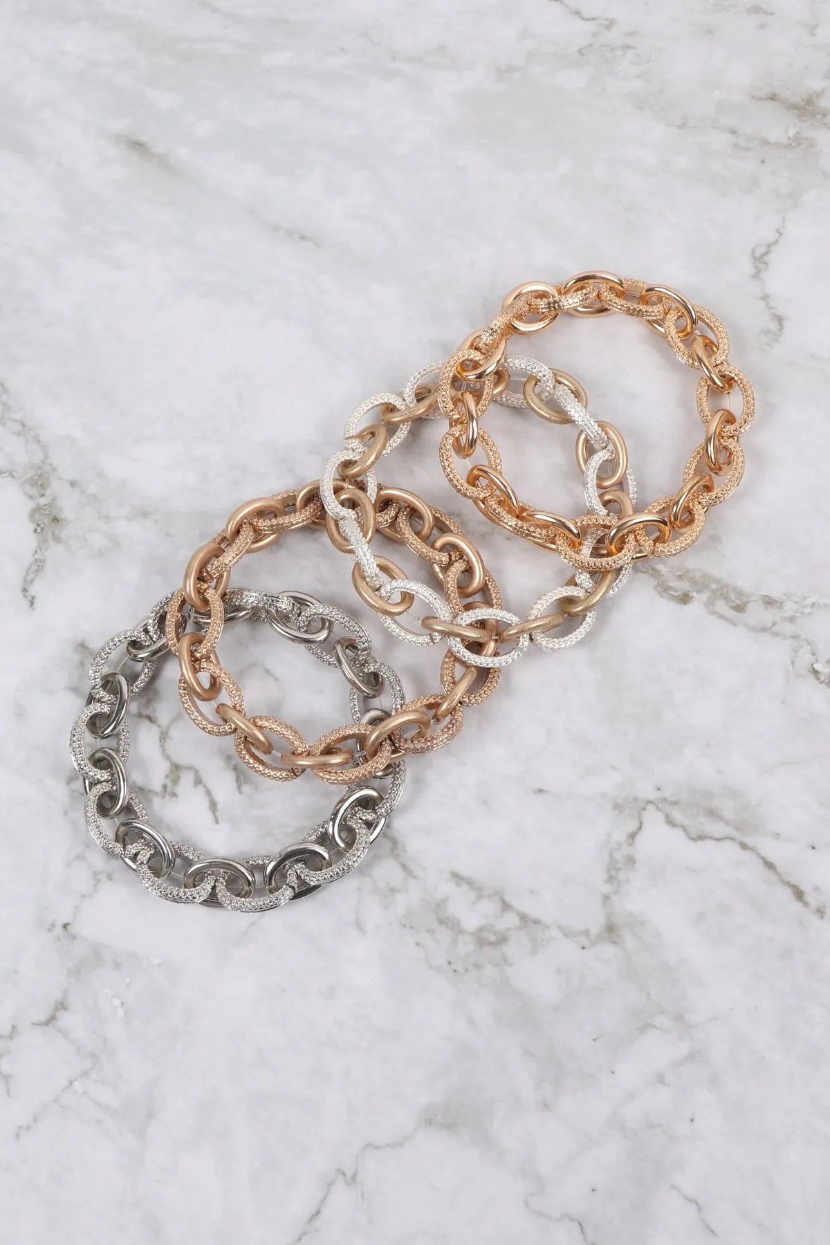 CAVIAR TEXTURED METAL LINK CHAIN BRACELET