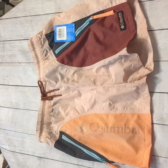 Columbia riptide retro shorts size large