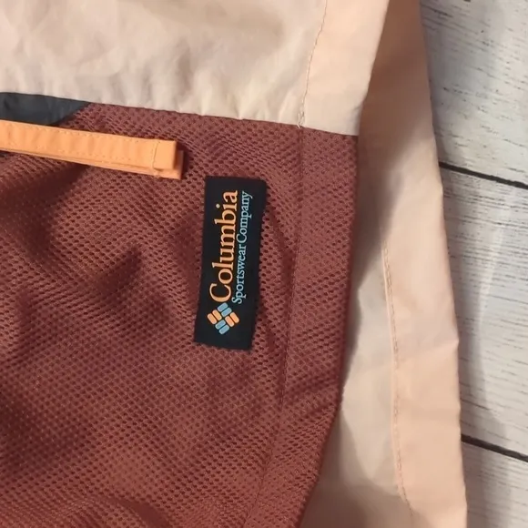 Columbia riptide retro shorts size large