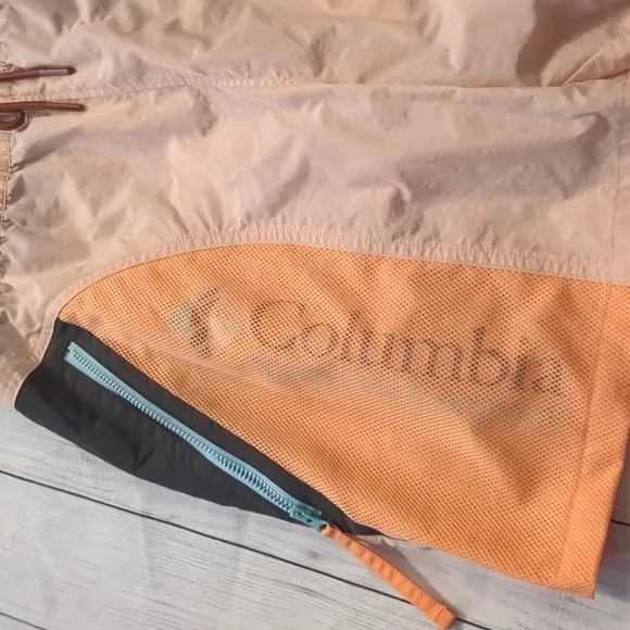 Columbia riptide retro shorts size large