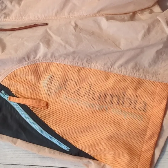 Columbia riptide retro shorts size XL