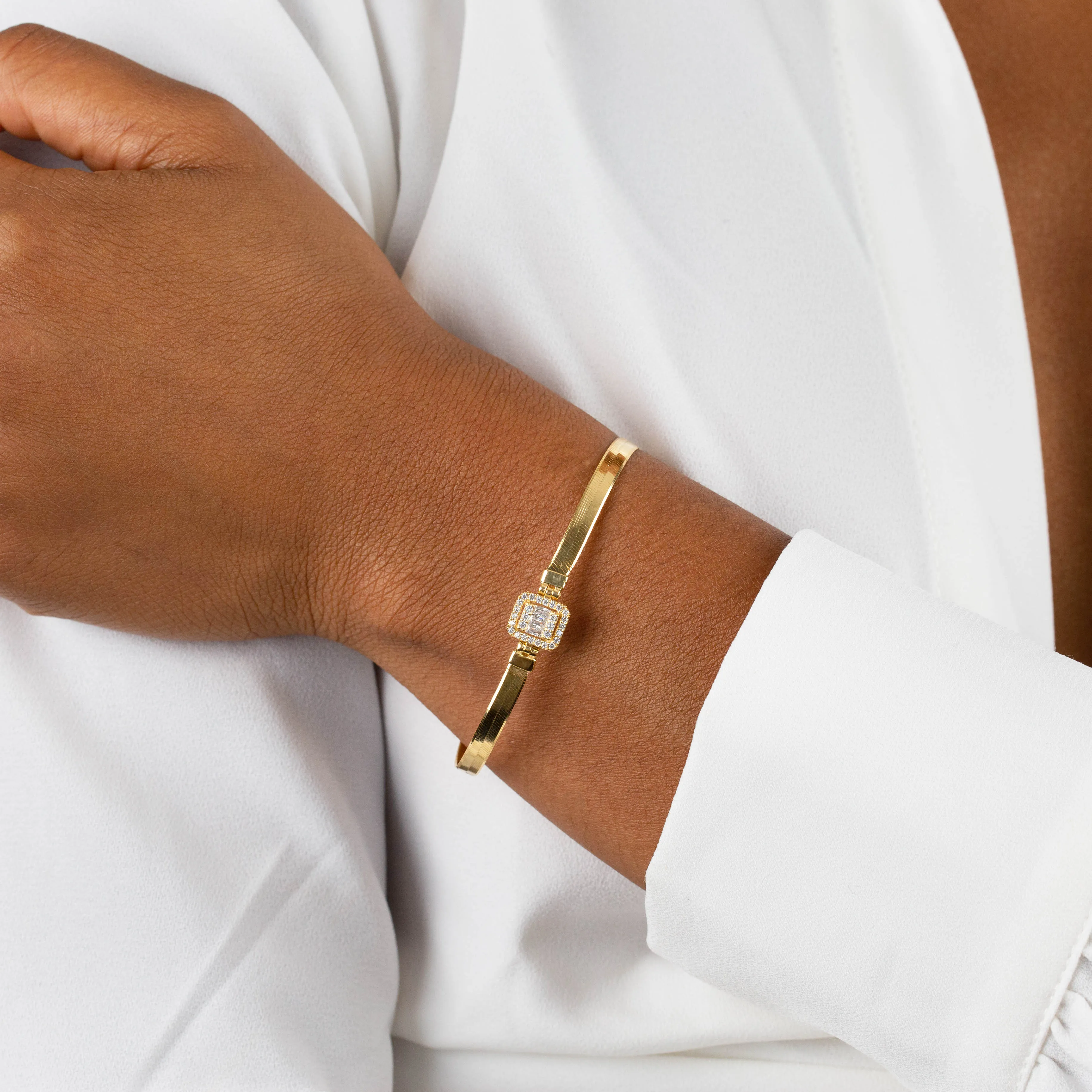 CZ Illusion Baguette Herringbone Bracelet 14K