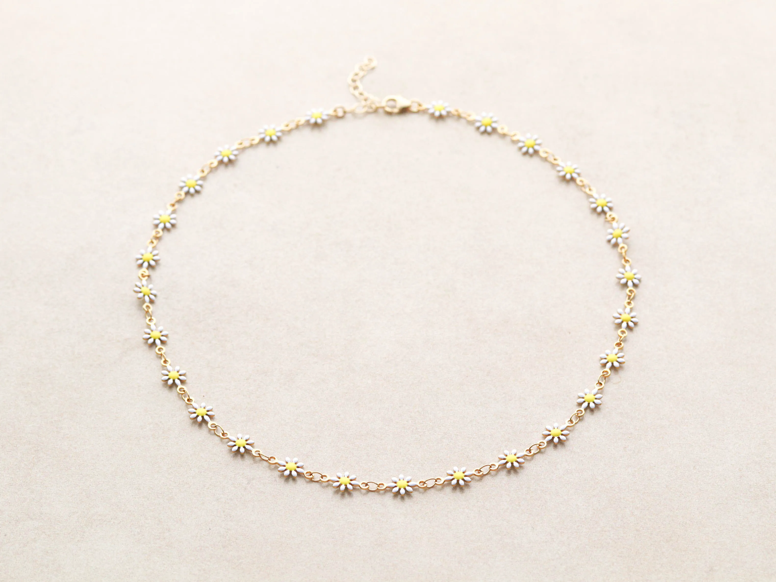 Daisy Chain Necklace