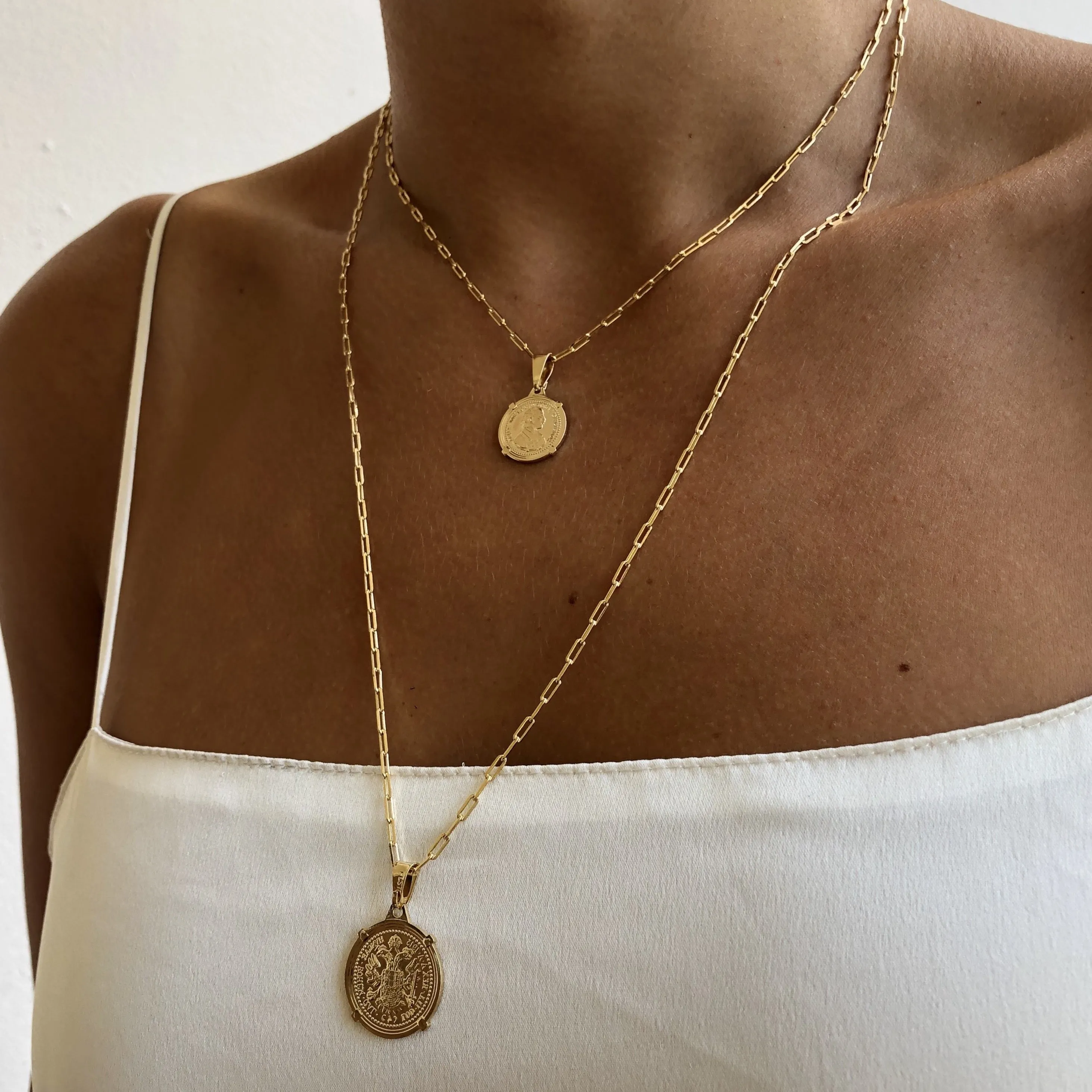 Double Dainty Medallion
