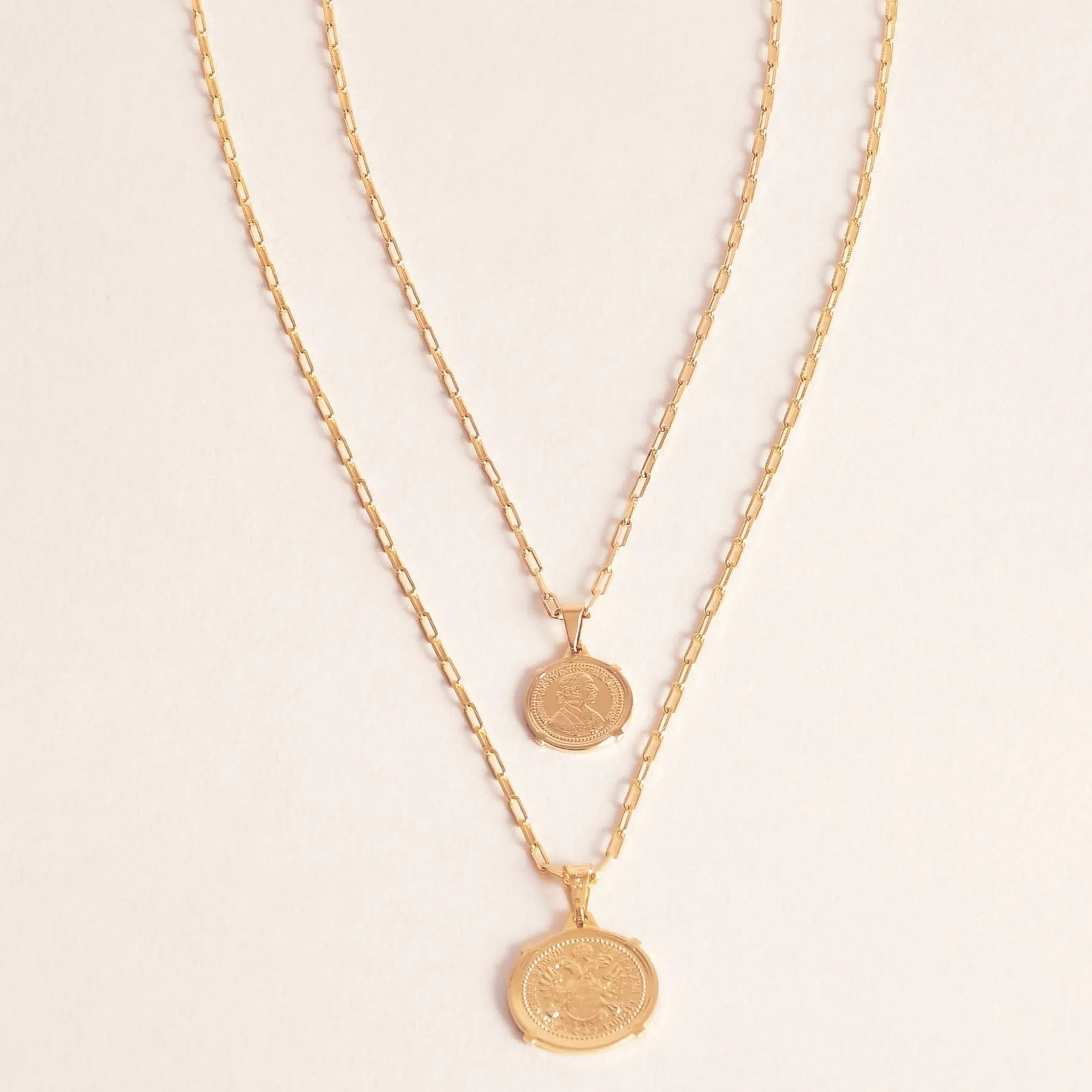 Double Dainty Medallion
