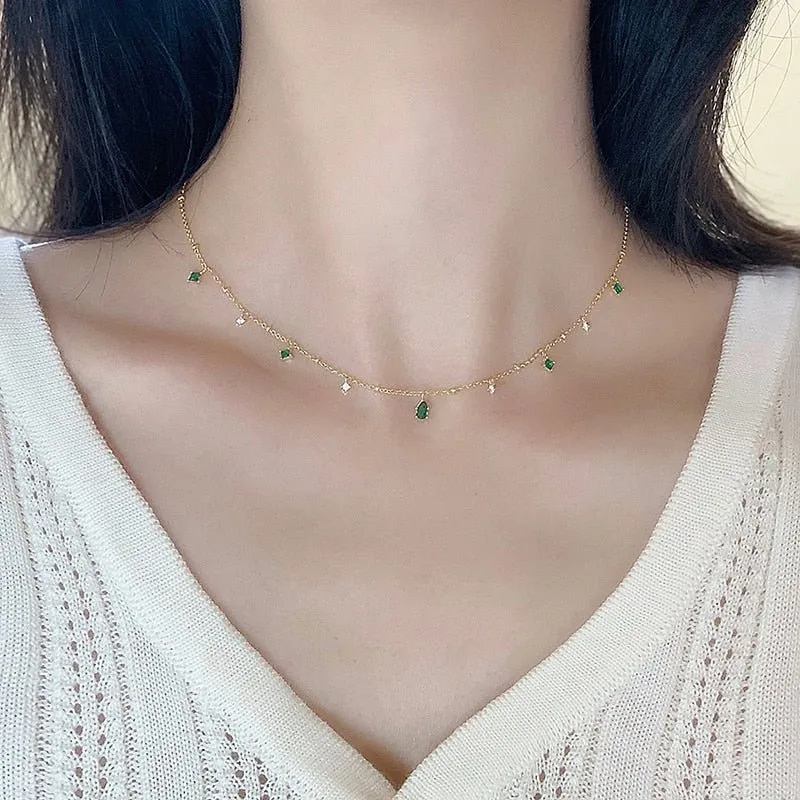 Exquisite Retro Emerald Gemstone Necklace Simple Silver Chain Jewelry