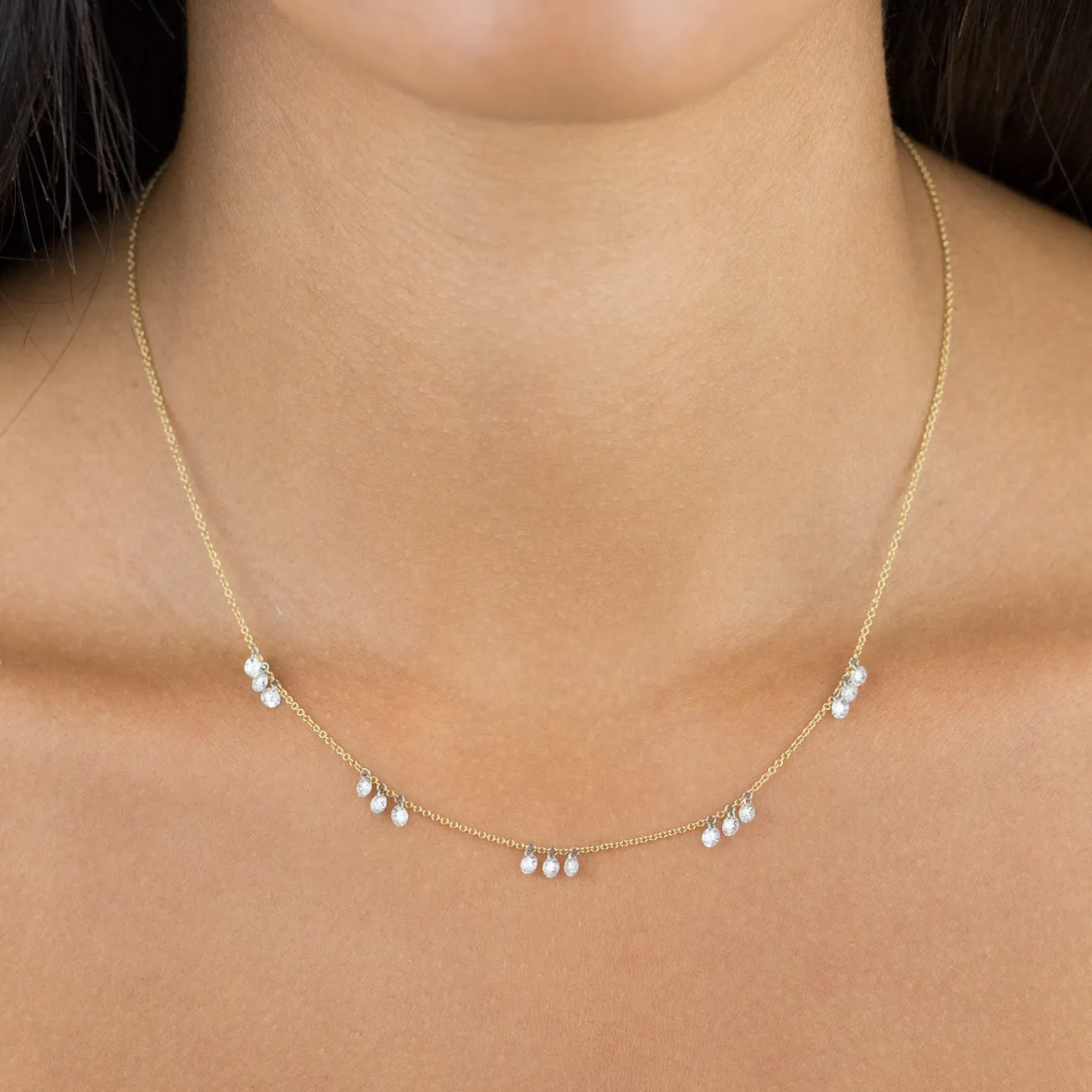 Floating Diamond Scattered Necklace 18K