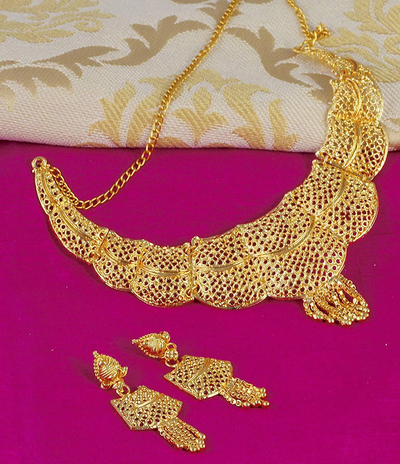 Gold Forming Necklace Set