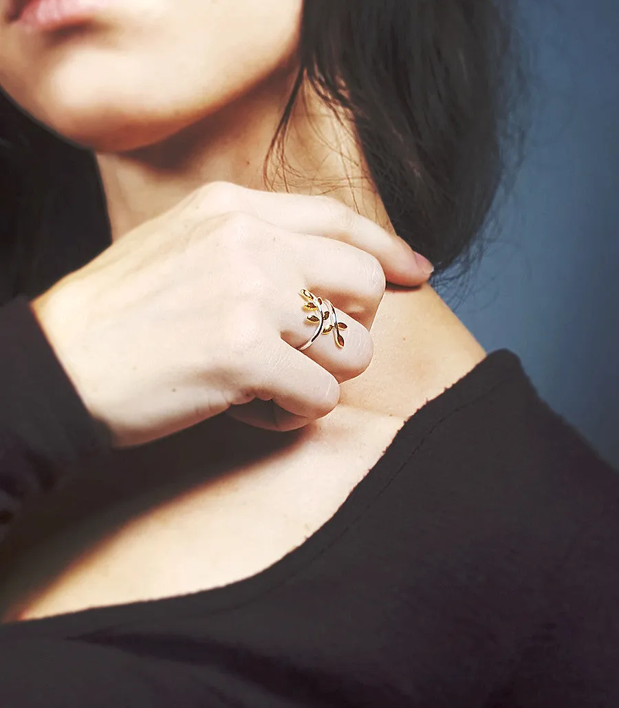 Golden Leaf Ring