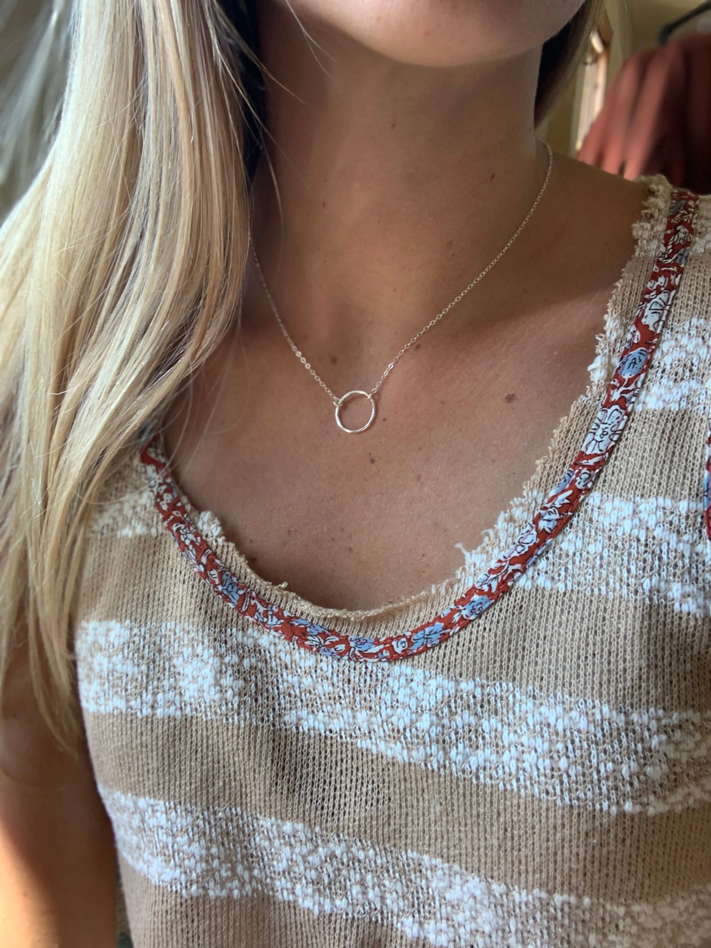 hello adorn full circle necklace