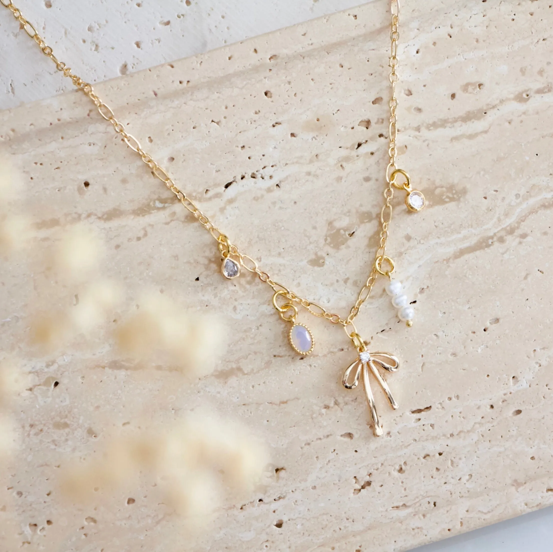 Hello Pretty Necklace