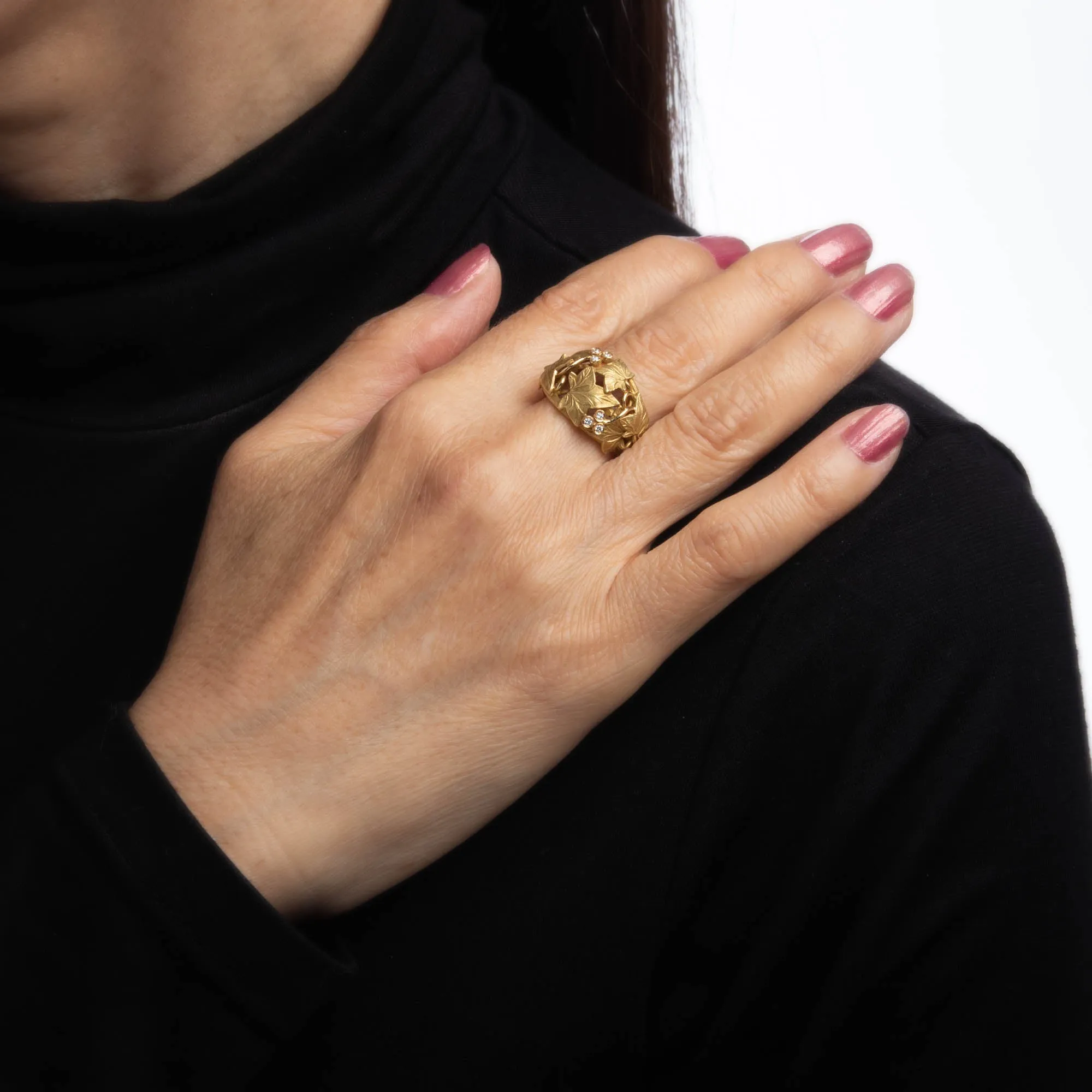 Ivy Leaf Diamond Band Estate 18k Yellow Gold Ring Sz 7.25 Satin Finish Jewelry