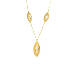 Leaf / Necklace Gold