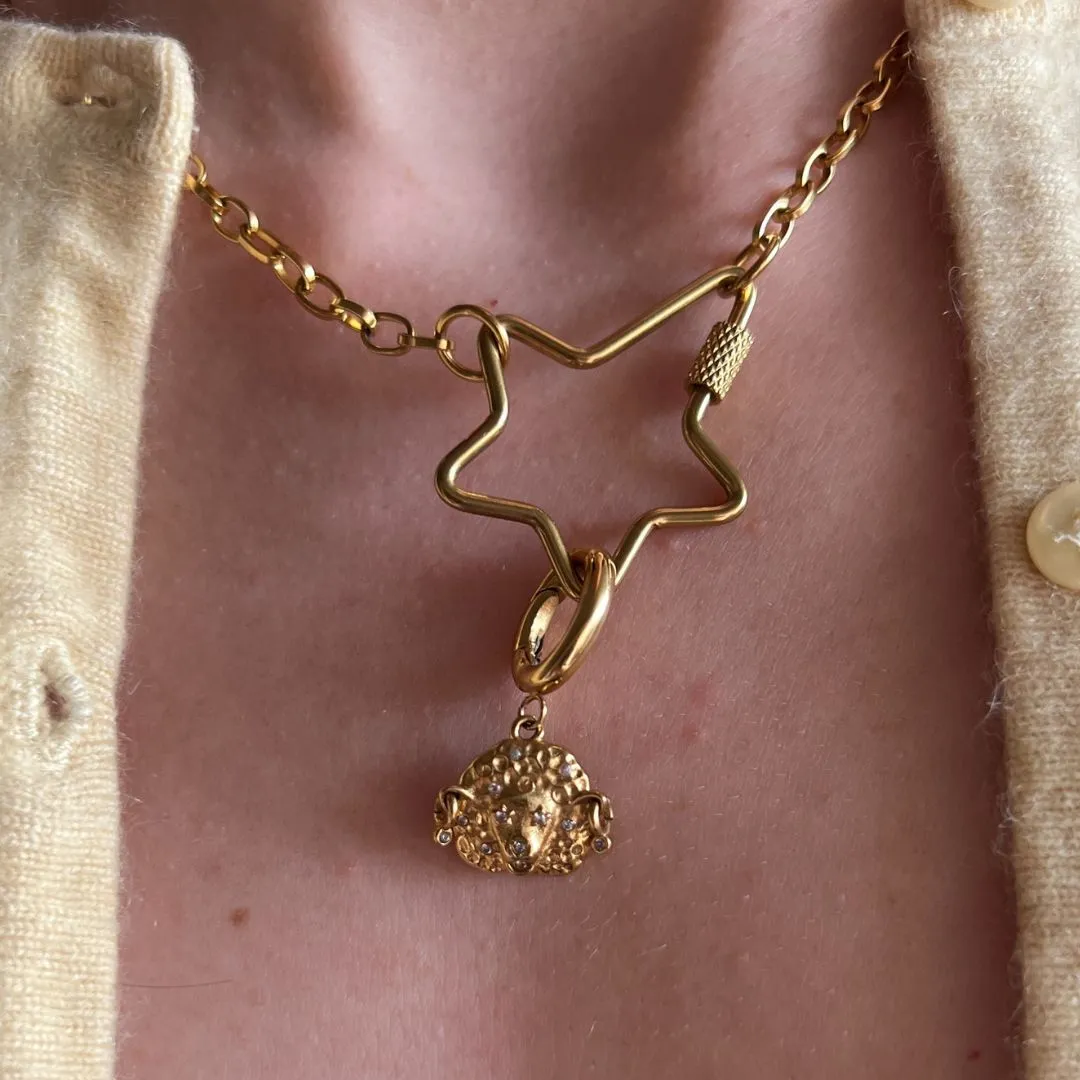 Leo Charm Gold